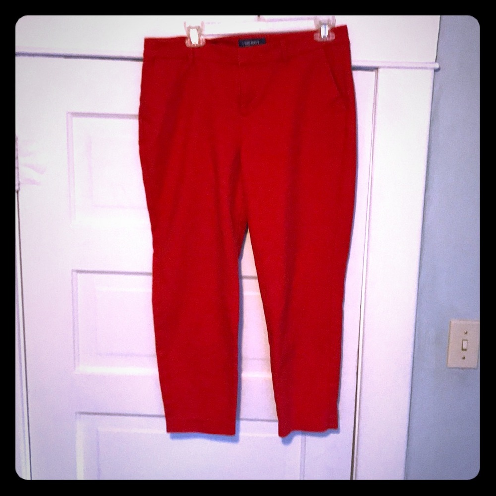 Red skinny pants